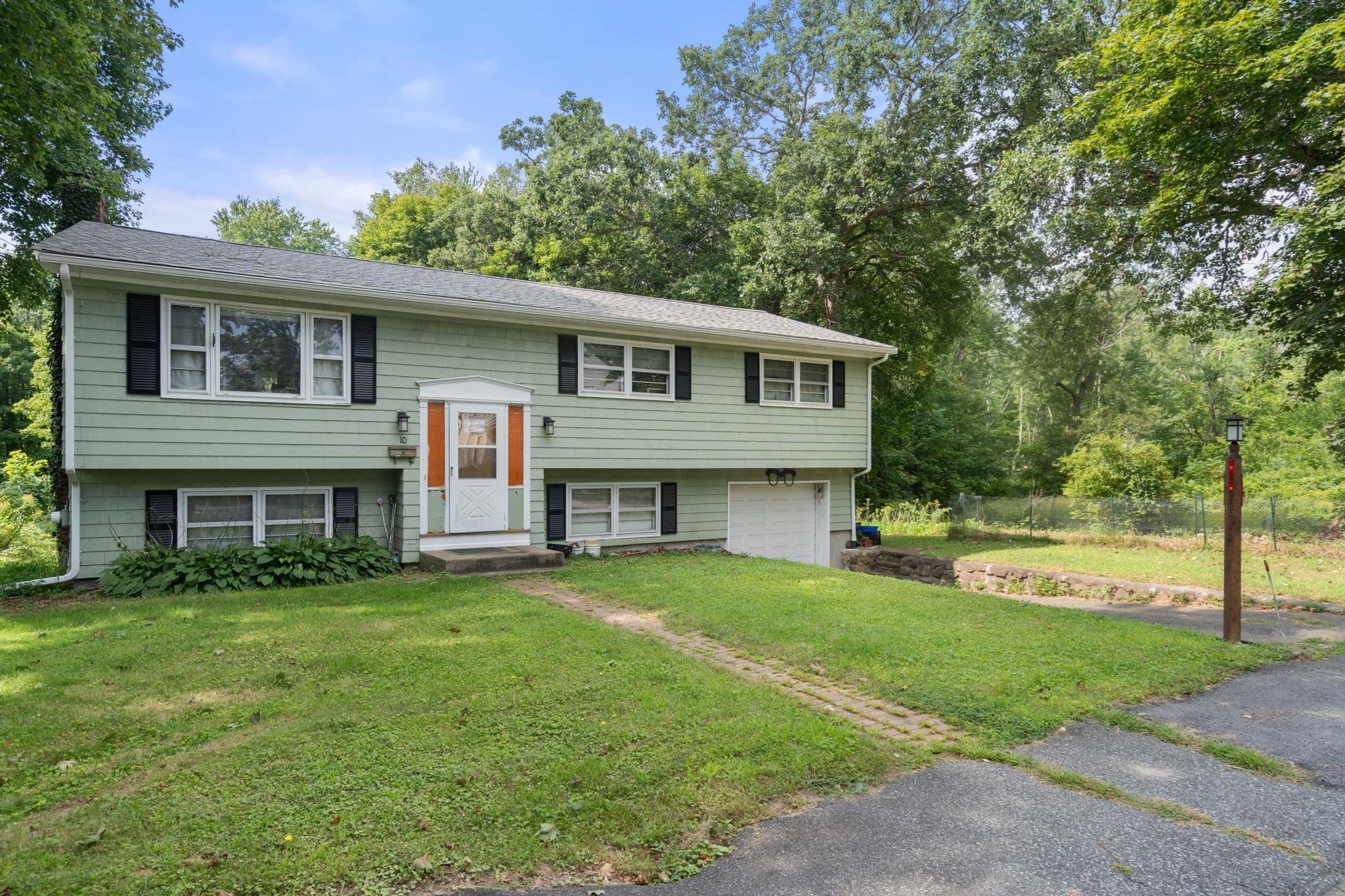 Single Family Residence at 10 Everett St, Maynard MA 01754, Maynard, photo 26 of 29