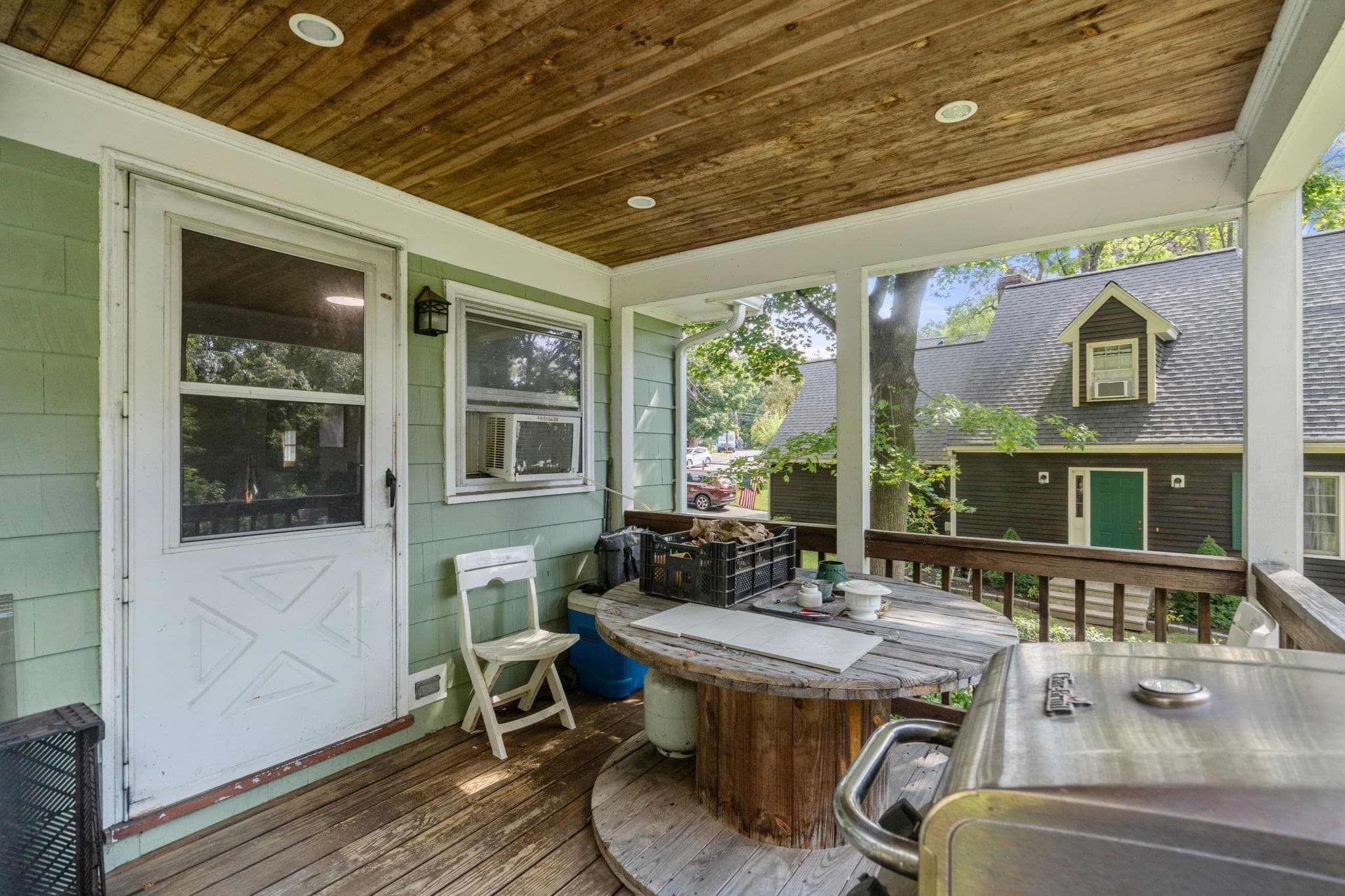 Single Family Residence at 10 Everett St, Maynard MA 01754, Maynard, photo 3 of 29