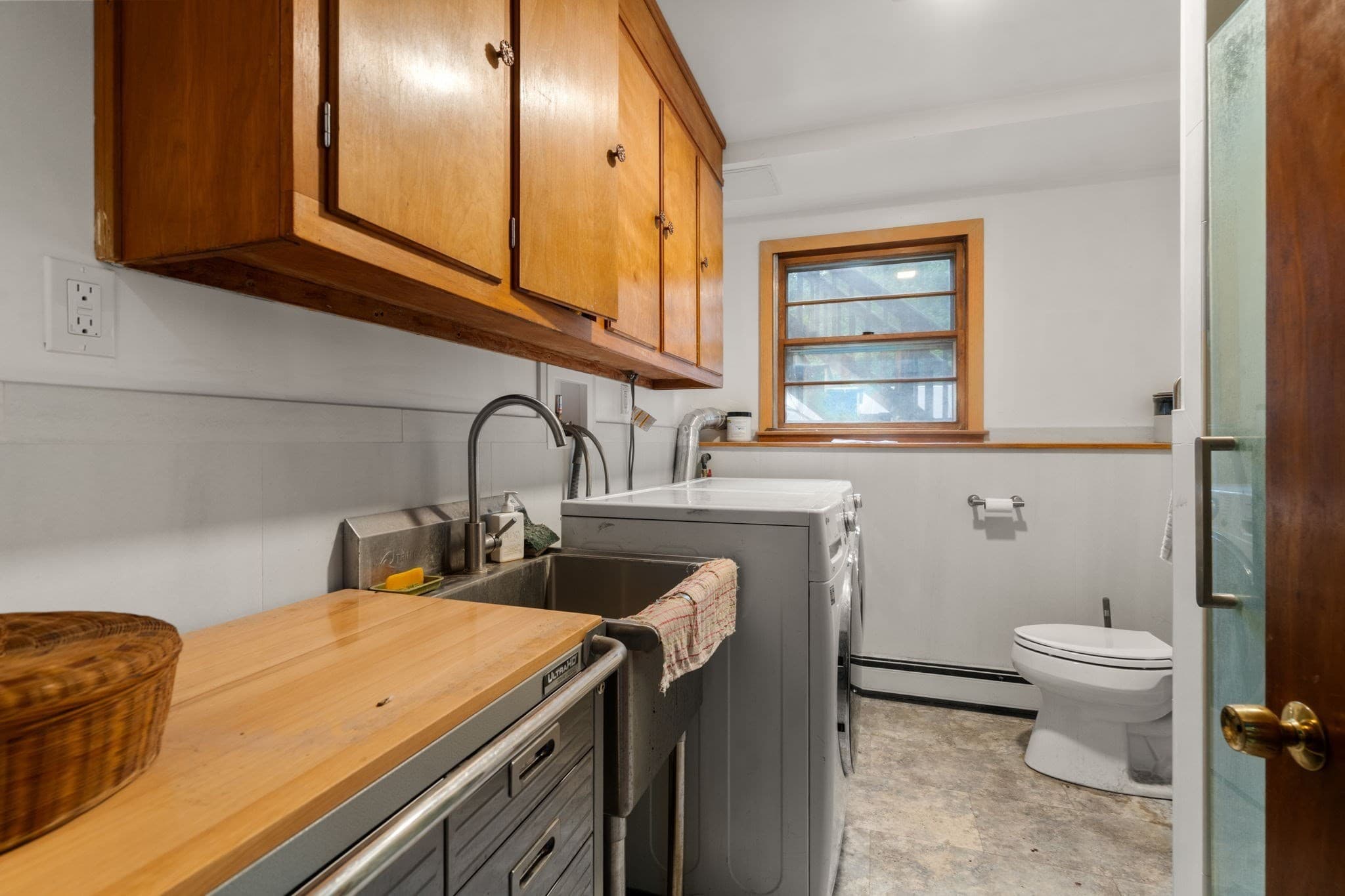 Single Family Residence at 10 Everett St, Maynard MA 01754, Maynard, photo 8 of 29
