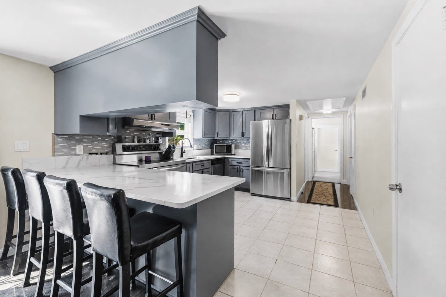 Single Family Residence at 4 Starling Ave, Kingston MA 02364, Kingston, photo 12 of 37