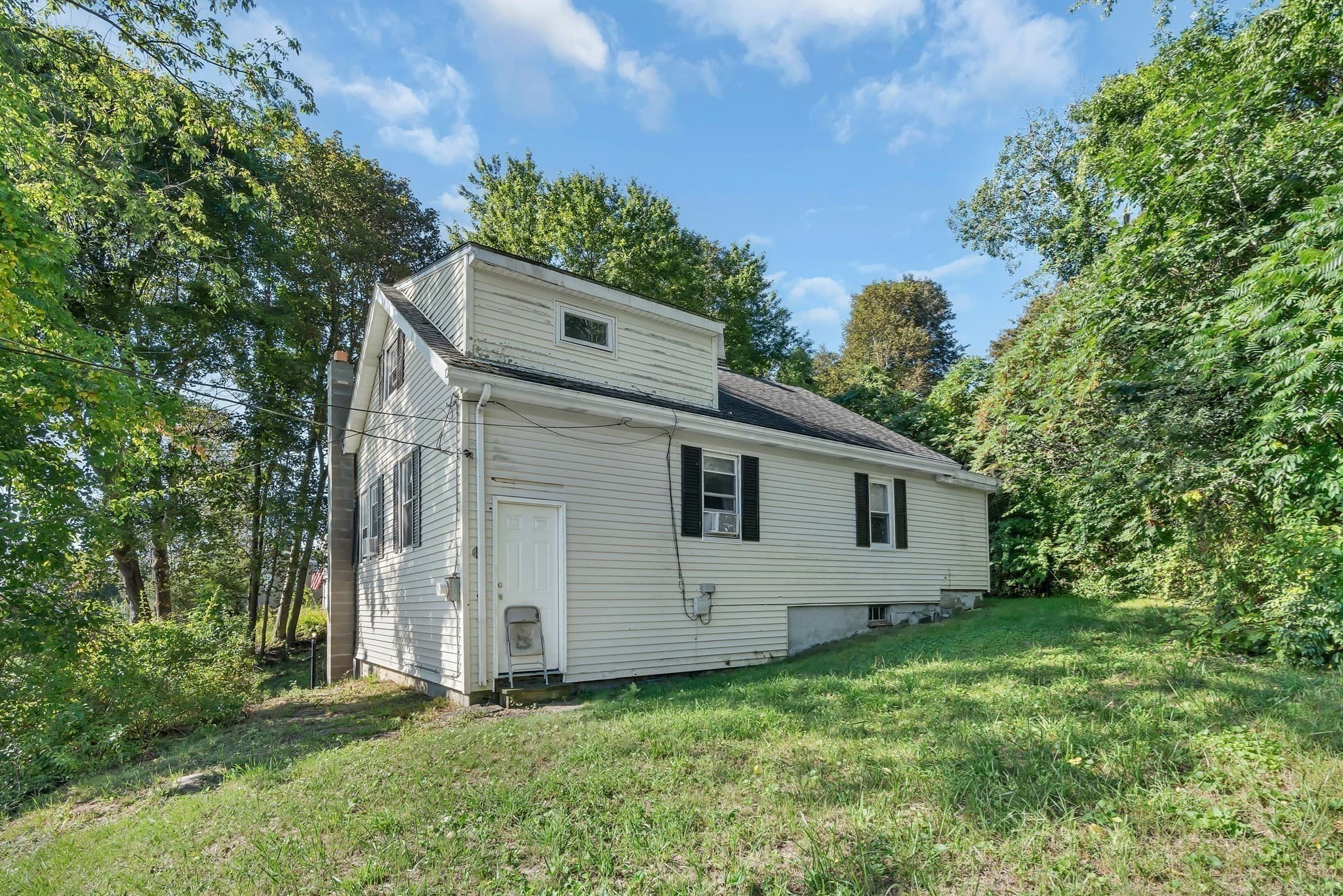 Single Family Residence at 12 South Street, Leicester MA 01611, Leicester, photo 8 of 34