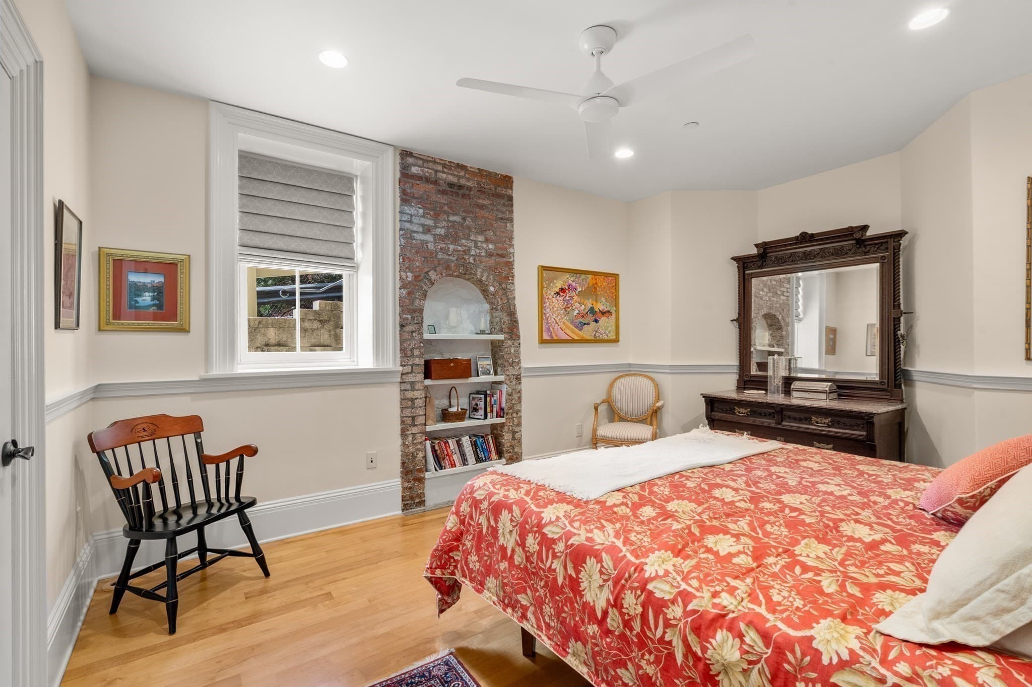 Condominium at 56 Thomas Park # 1, Boston MA 02127, Boston, photo 27 of 41