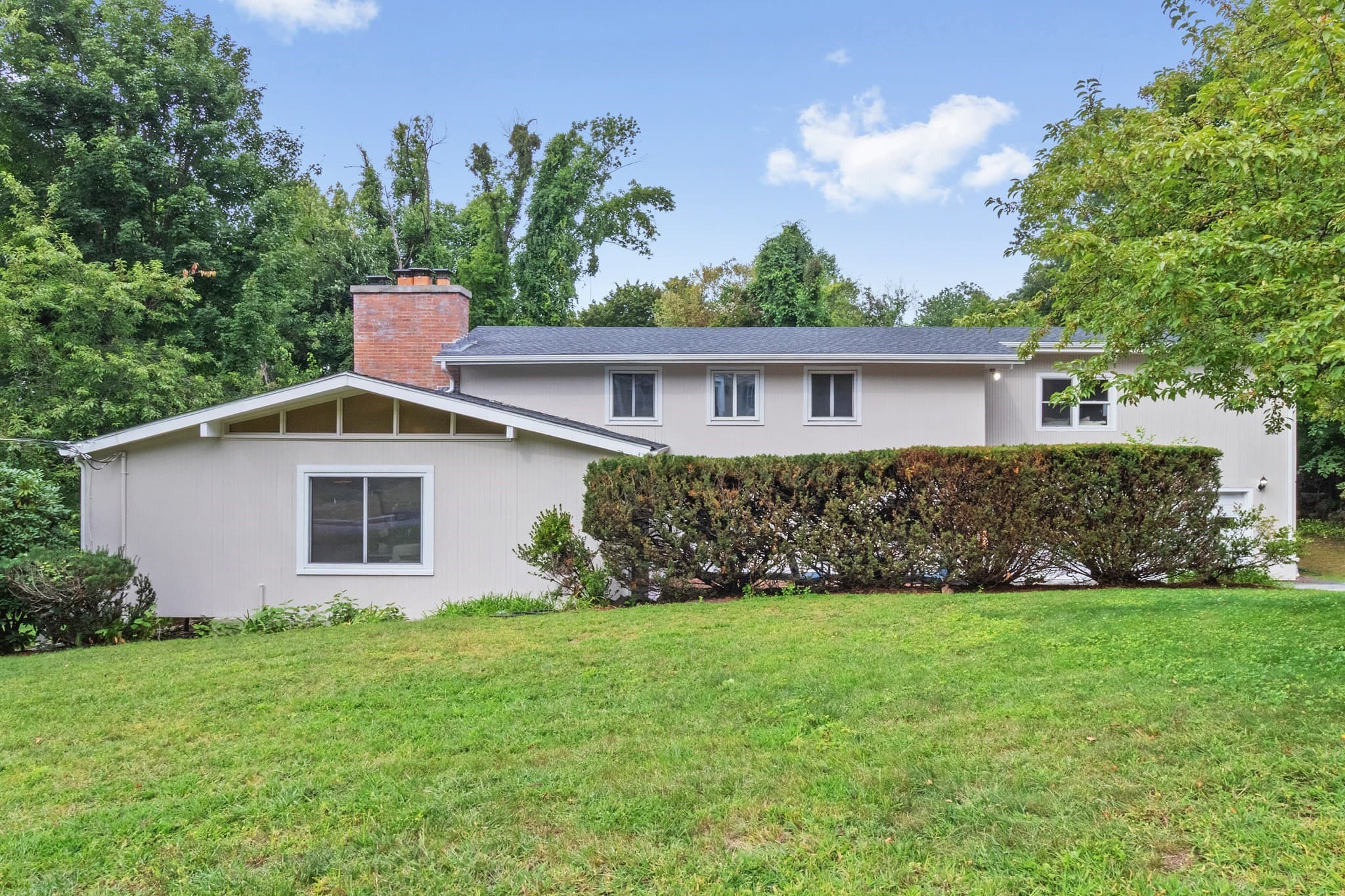 17 Churchill Rd, Winchester MA 01890