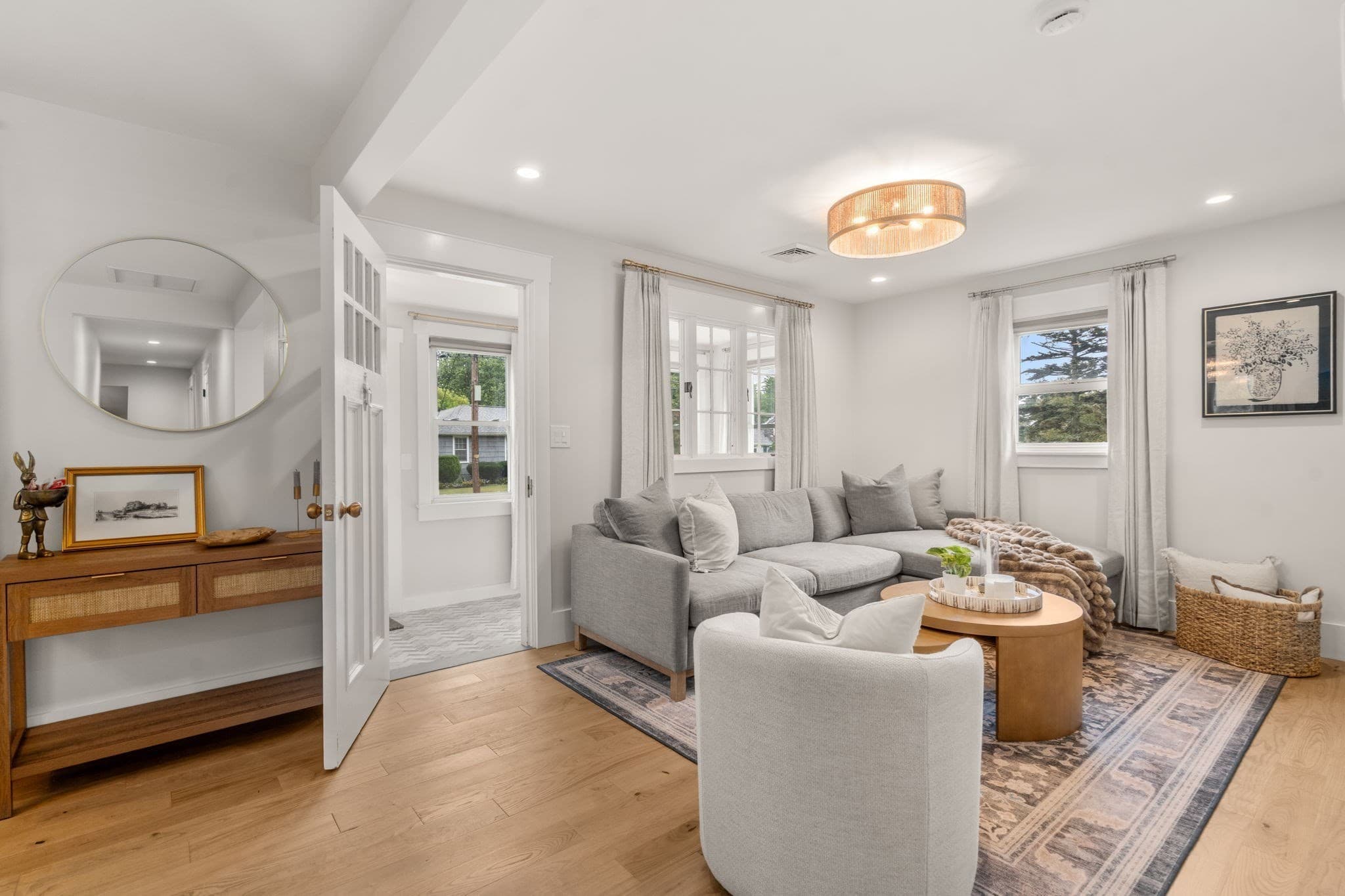 Single Family Residence at 52 Calef Ave, Swansea MA 02777, Swansea, photo 5 of 42