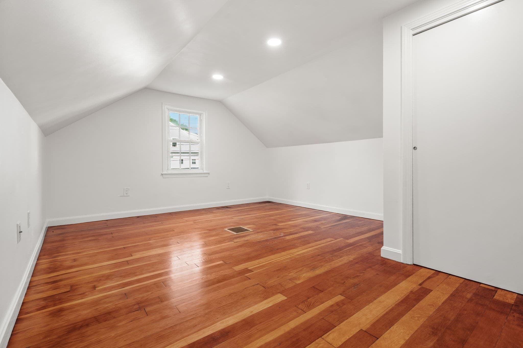 Single Family Residence at 26 Elliott St, Reading MA 01867, Reading, photo 10 of 22