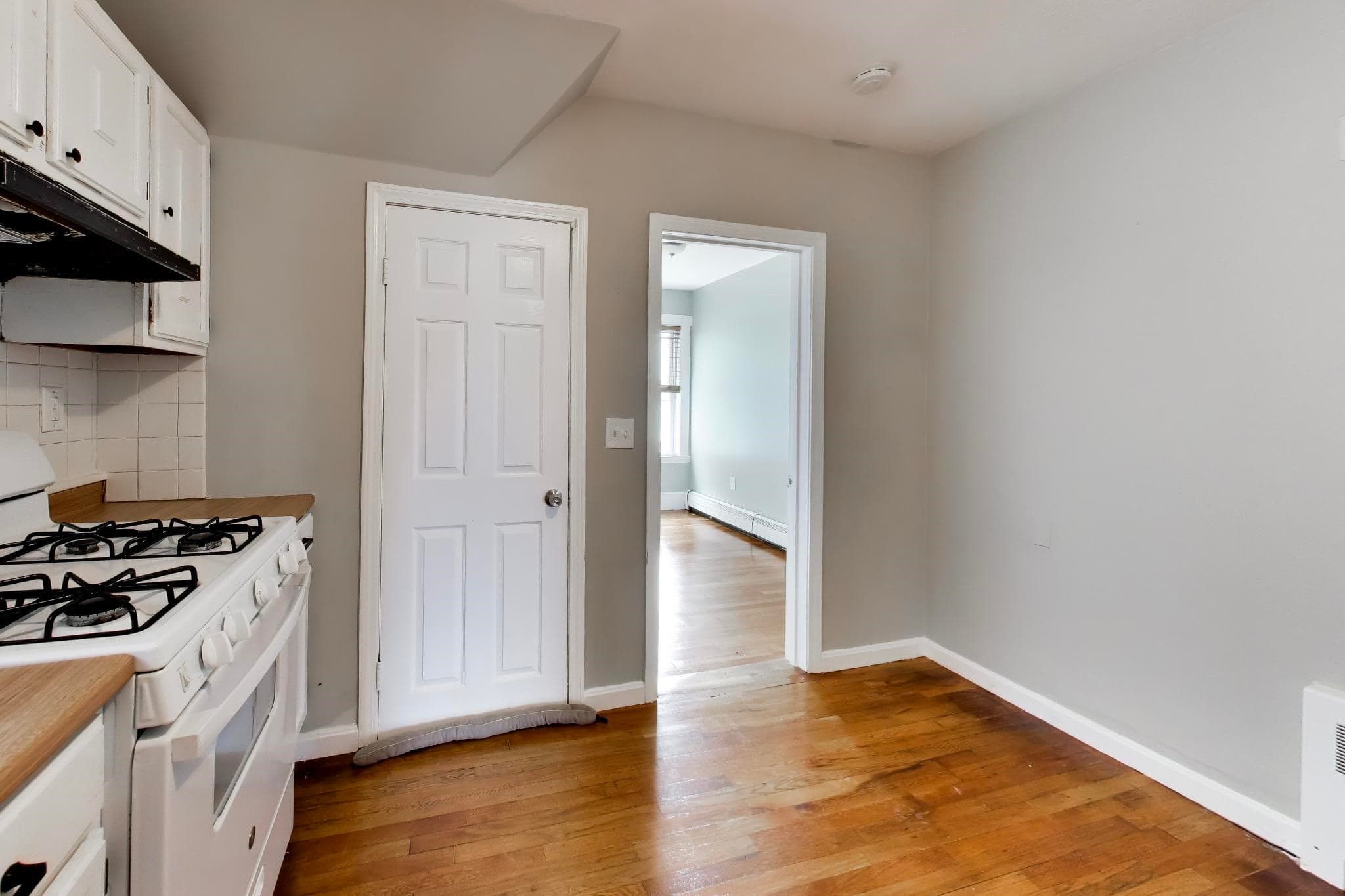 2 Family - 2 Units Up/Down at 9 Irving, Everett MA 02149, Everett, photo 20 of 39