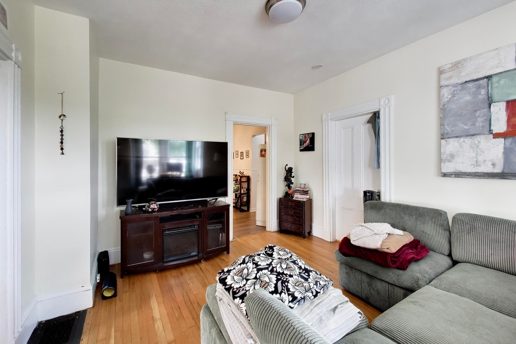 2 Family - 2 Units Up/Down at 9 Irving, Everett MA 02149, Everett, photo 9 of 39