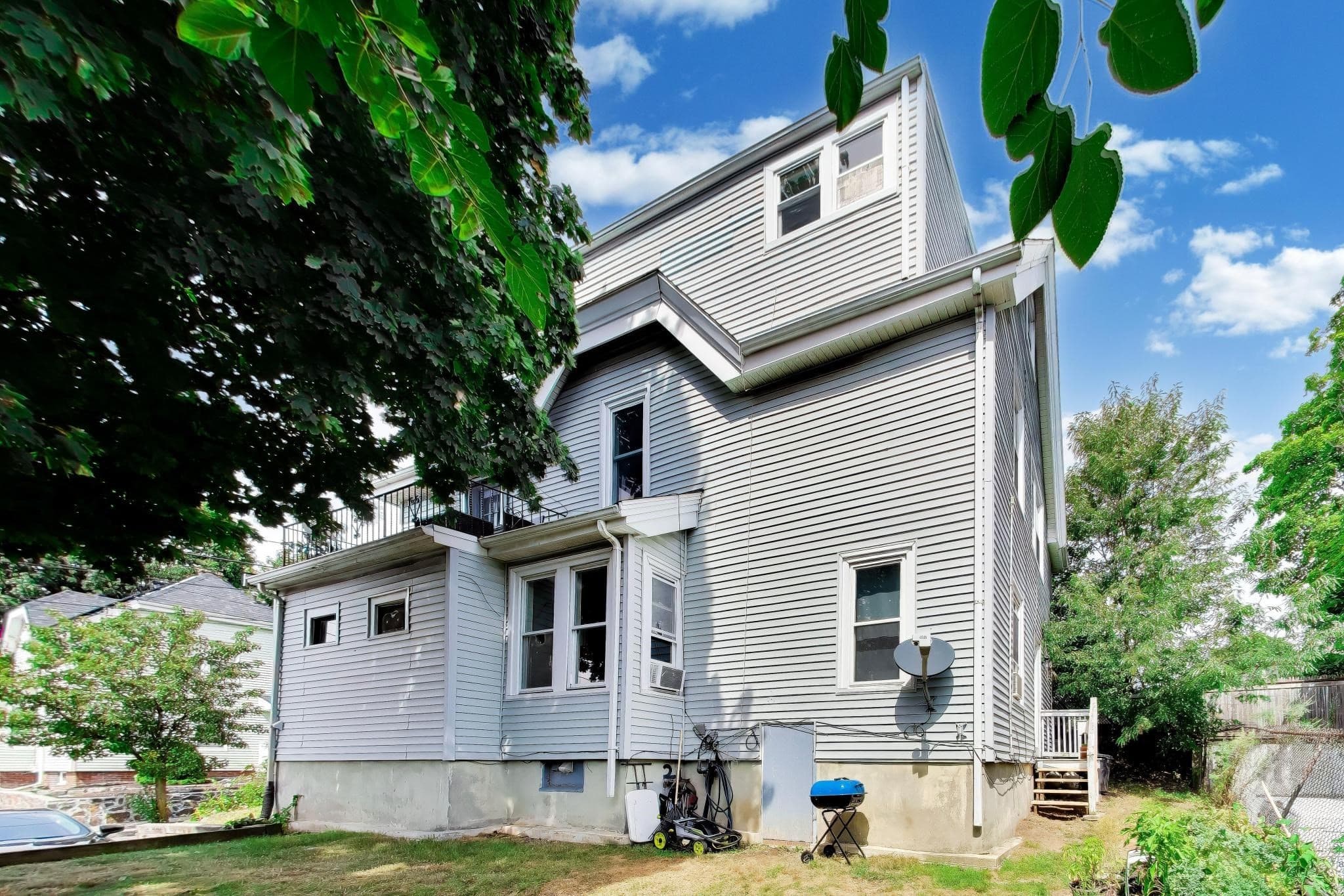 2 Family - 2 Units Up/Down at 9 Irving, Everett MA 02149, Everett, photo 37 of 39