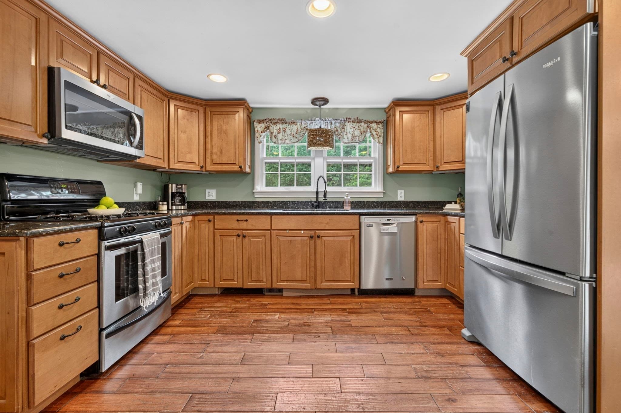 Single Family Residence at 105 Main St, Newbury MA 01922, Newbury, photo 3 of 32