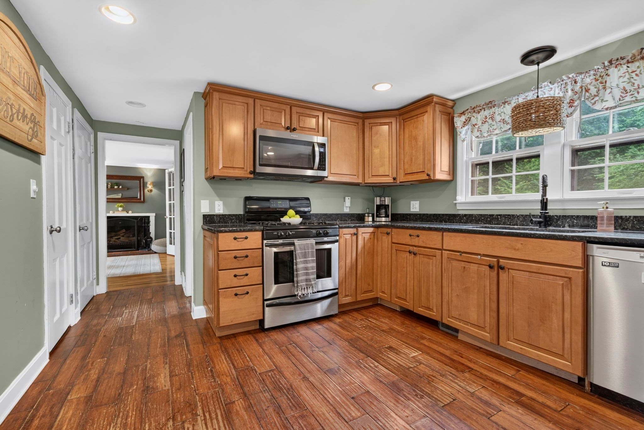Single Family Residence at 105 Main St, Newbury MA 01922, Newbury, photo 5 of 32