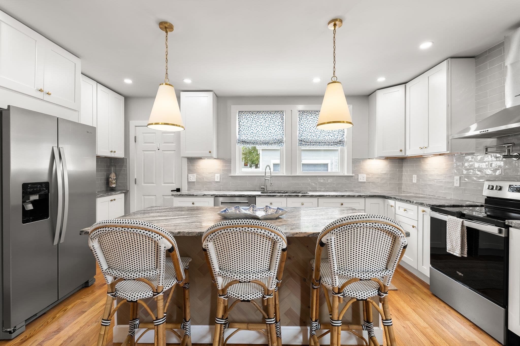 Single Family Residence at 75 Sea Street, Weymouth MA 02191, Weymouth, photo 9 of 36
