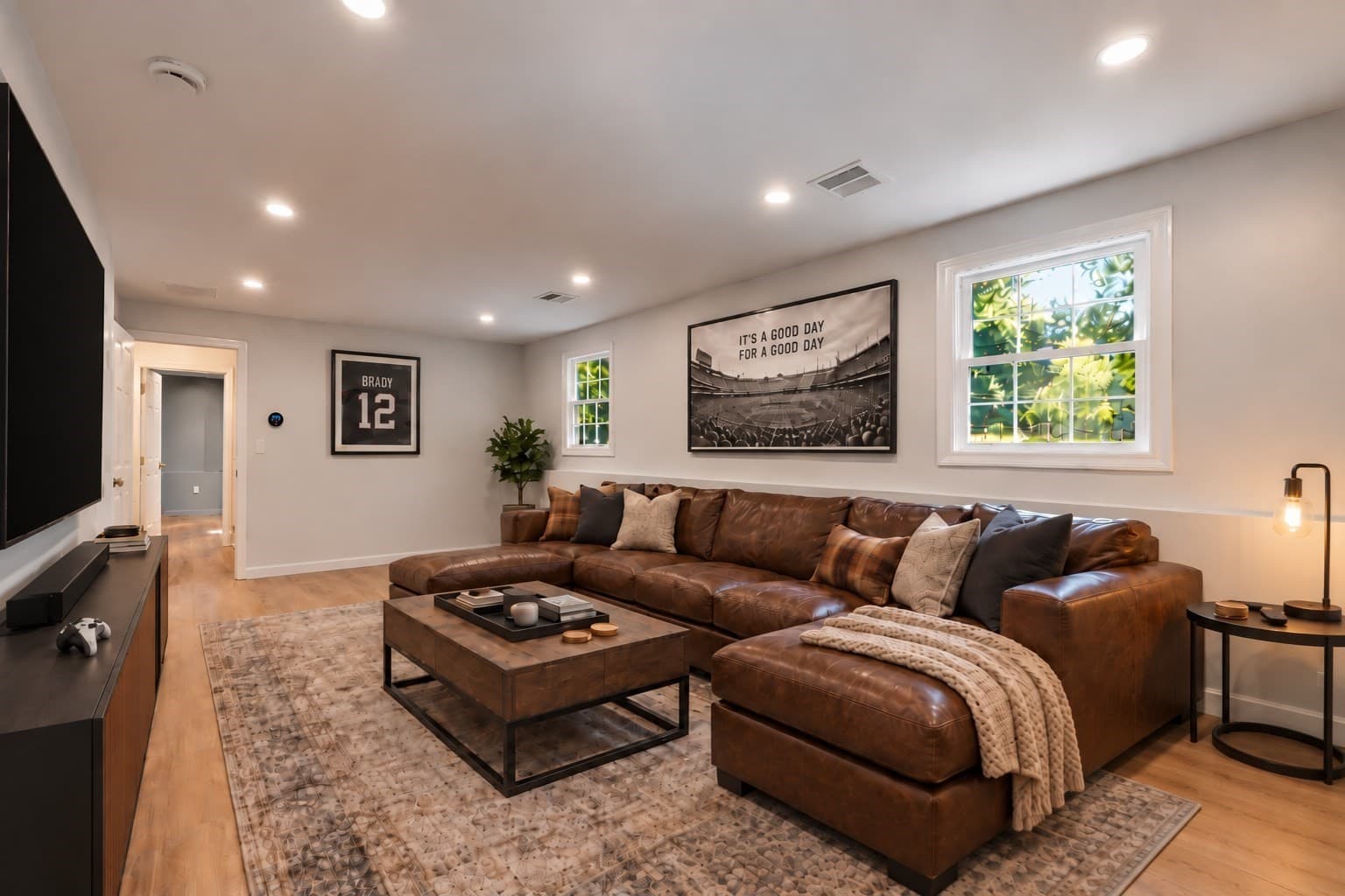 Single Family Residence at 32 Thicket St, Abington MA 02351, Abington, photo 11 of 19