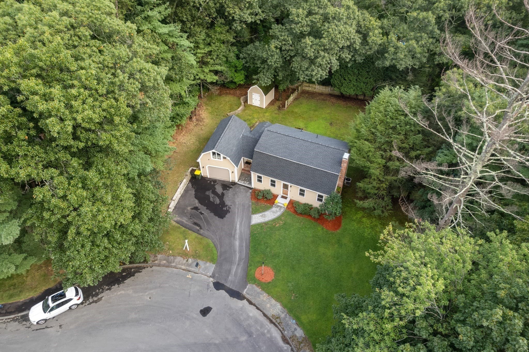 Single Family Residence at 26 Joyce Ln, Bellingham MA 02019, Bellingham, photo 5 of 37