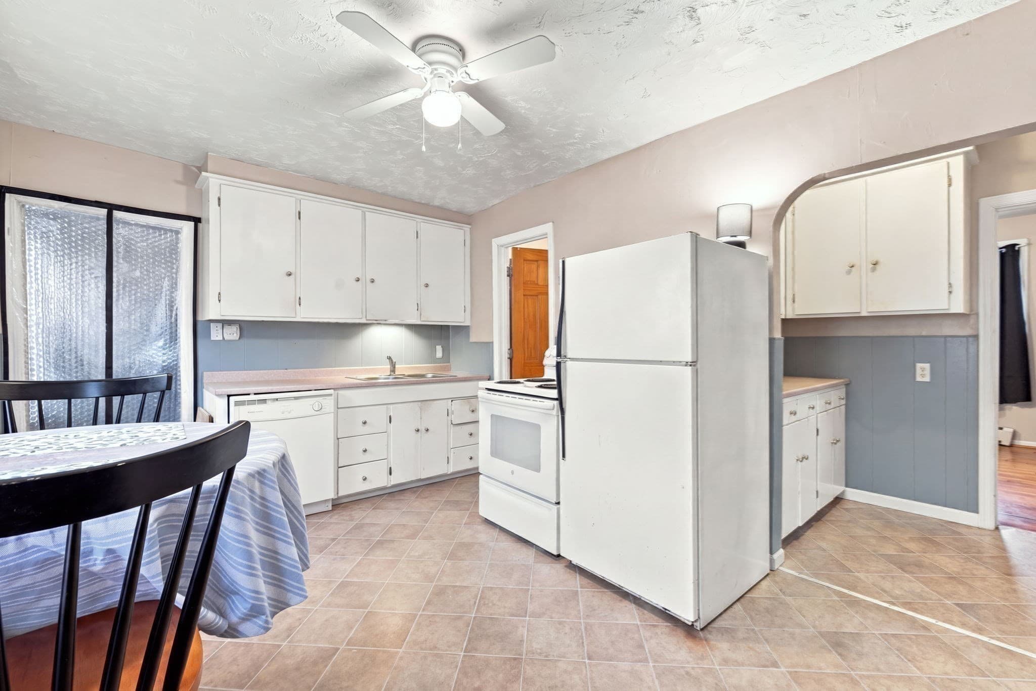 3 Family - 3 Units Up/Down at 17 Regan St, Gardner MA 01440, Gardner, photo 27 of 42