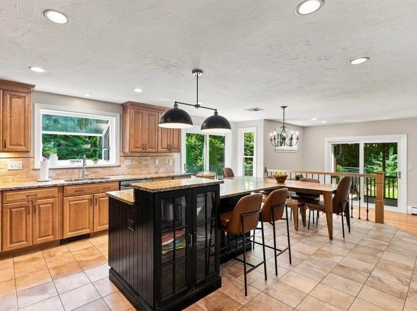 Single Family Residence at 14 Cedar Ridge Ln, Mansfield MA 02048, Mansfield, photo 10 of 42