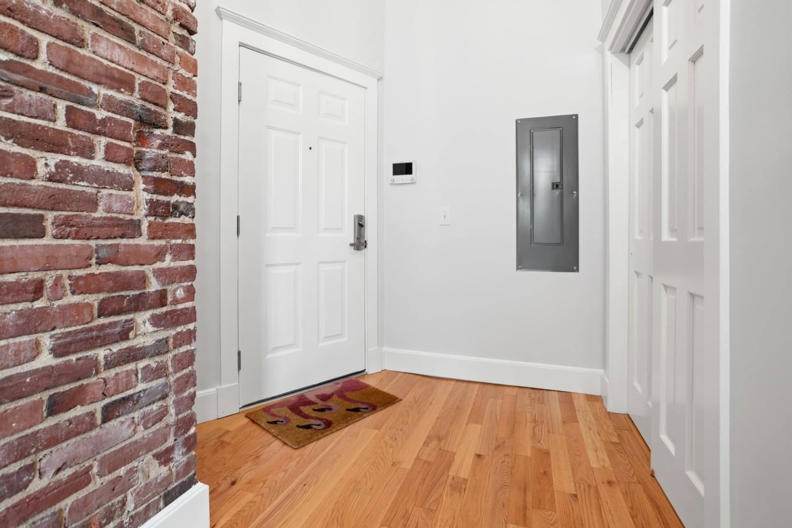 Condominium at 52 Sanborn Street # 202, Reading MA 01867, Reading, photo 6 of 38