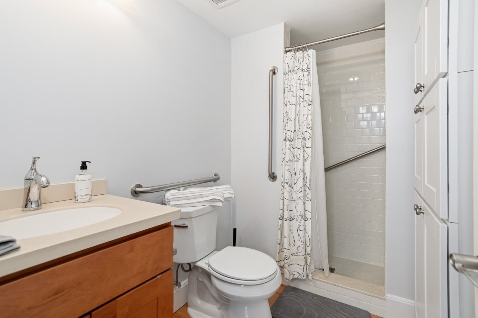 Condominium at 52 Sanborn Street # 202, Reading MA 01867, Reading, photo 25 of 38
