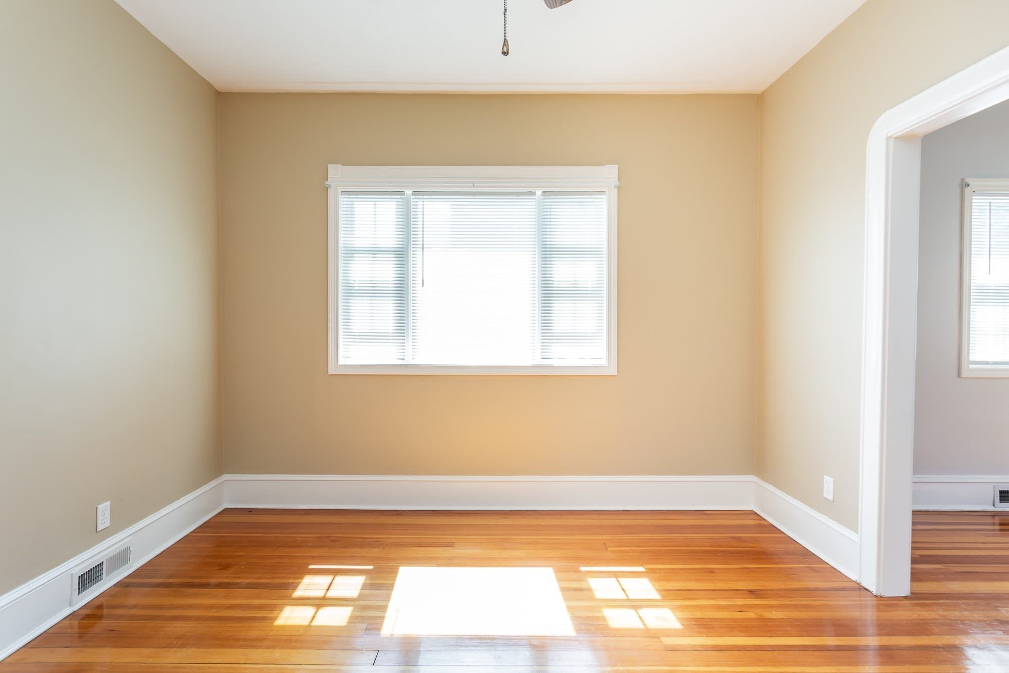Single Family Residence at 2714 Riverside Avenue, Somerset MA 02726, Somerset, photo 12 of 31