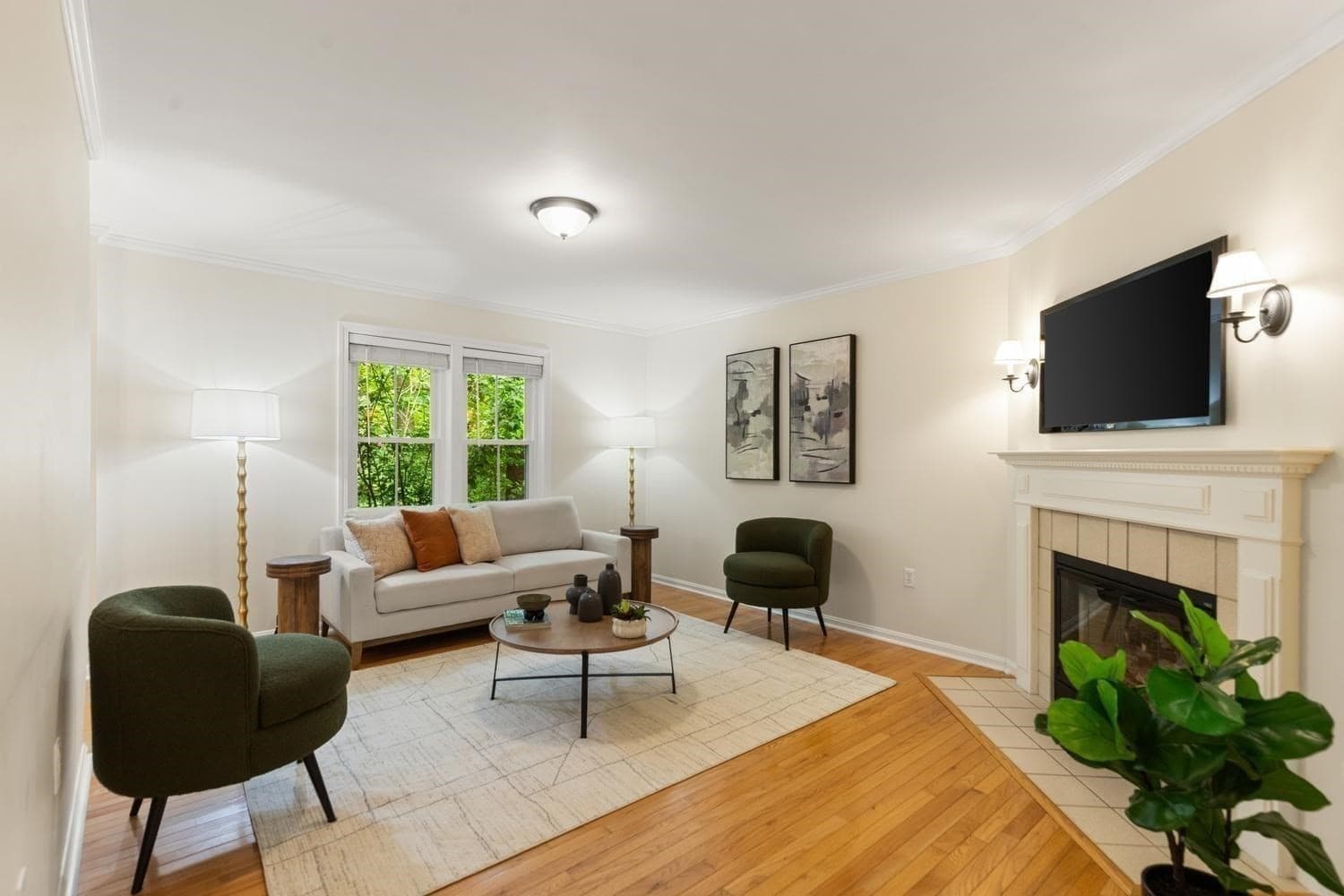 14 N Commons # C, Lincoln MA 01773