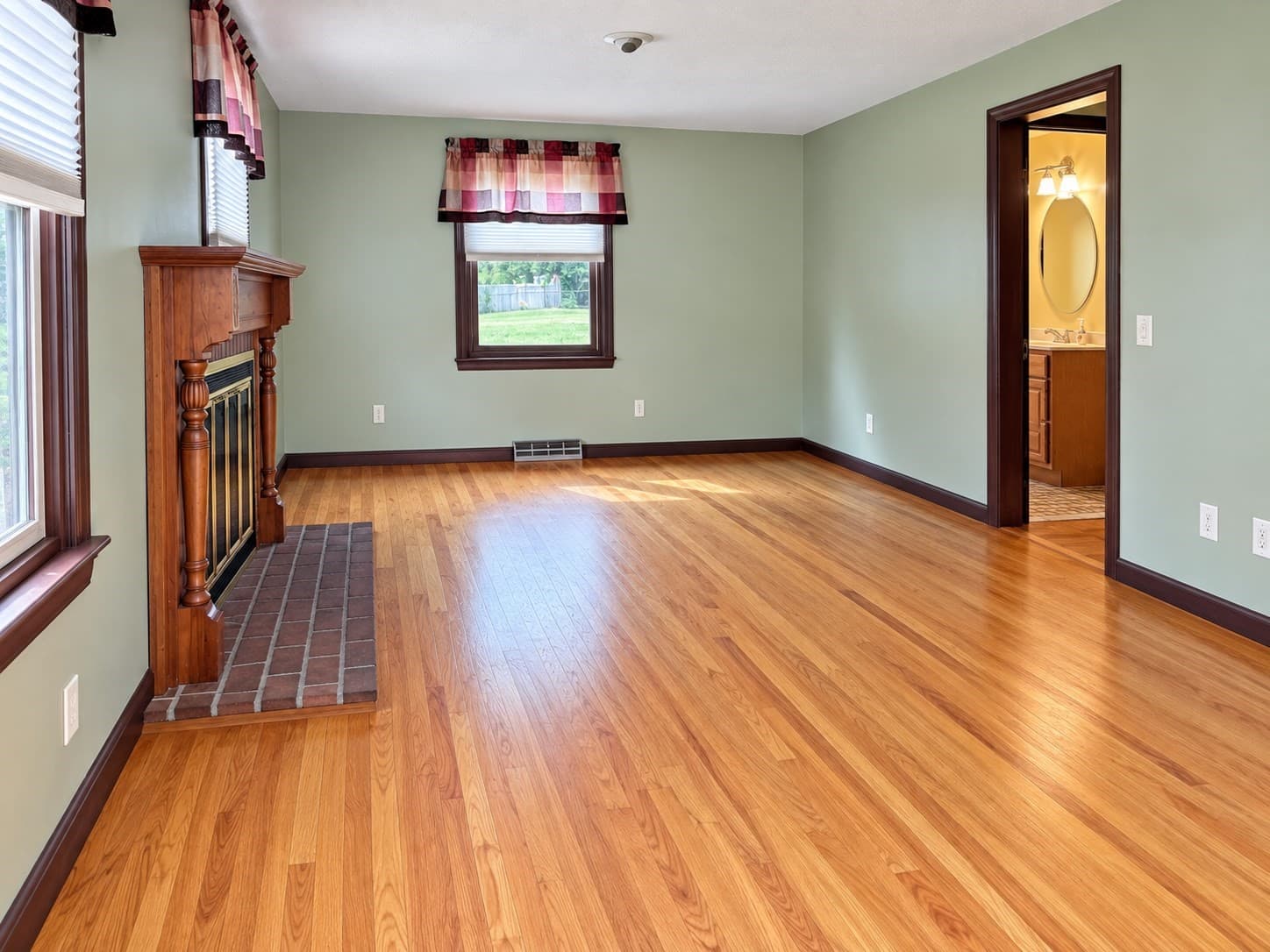 Single Family Residence at 138 Slate Rd, Chicopee MA 01020, Chicopee, photo 7 of 42