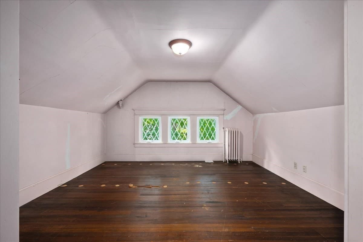 Single Family Residence at 1140 Northampton St, Holyoke MA 01040, Holyoke, photo 37 of 41