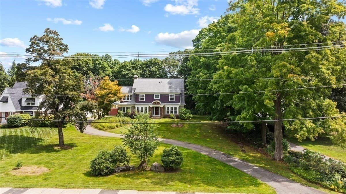 Single Family Residence at 1140 Northampton St, Holyoke MA 01040, Holyoke, photo 35 of 41