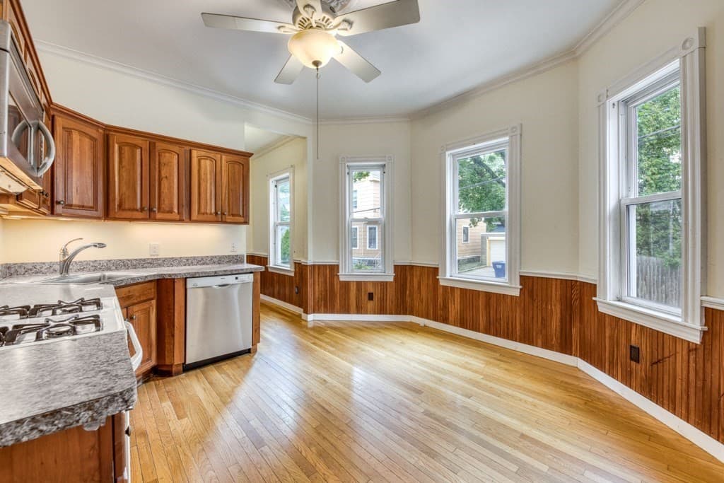 Single Family Residence at 136 Elm Street, Cambridge MA 02140, Cambridge, photo 16 of 30