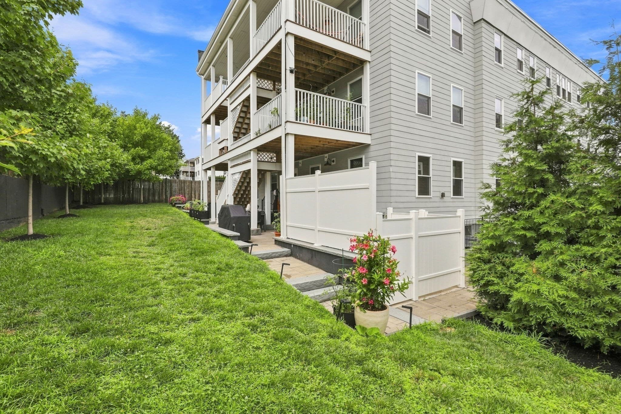 Condominium at 34 Heath St # 3, Somerville MA 02145, Somerville, photo 17 of 37