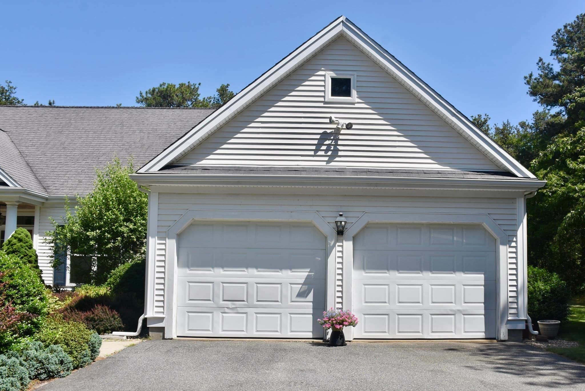 Single Family Residence at 52 Bayden Path, Plymouth MA 02360, photo 6 of 39