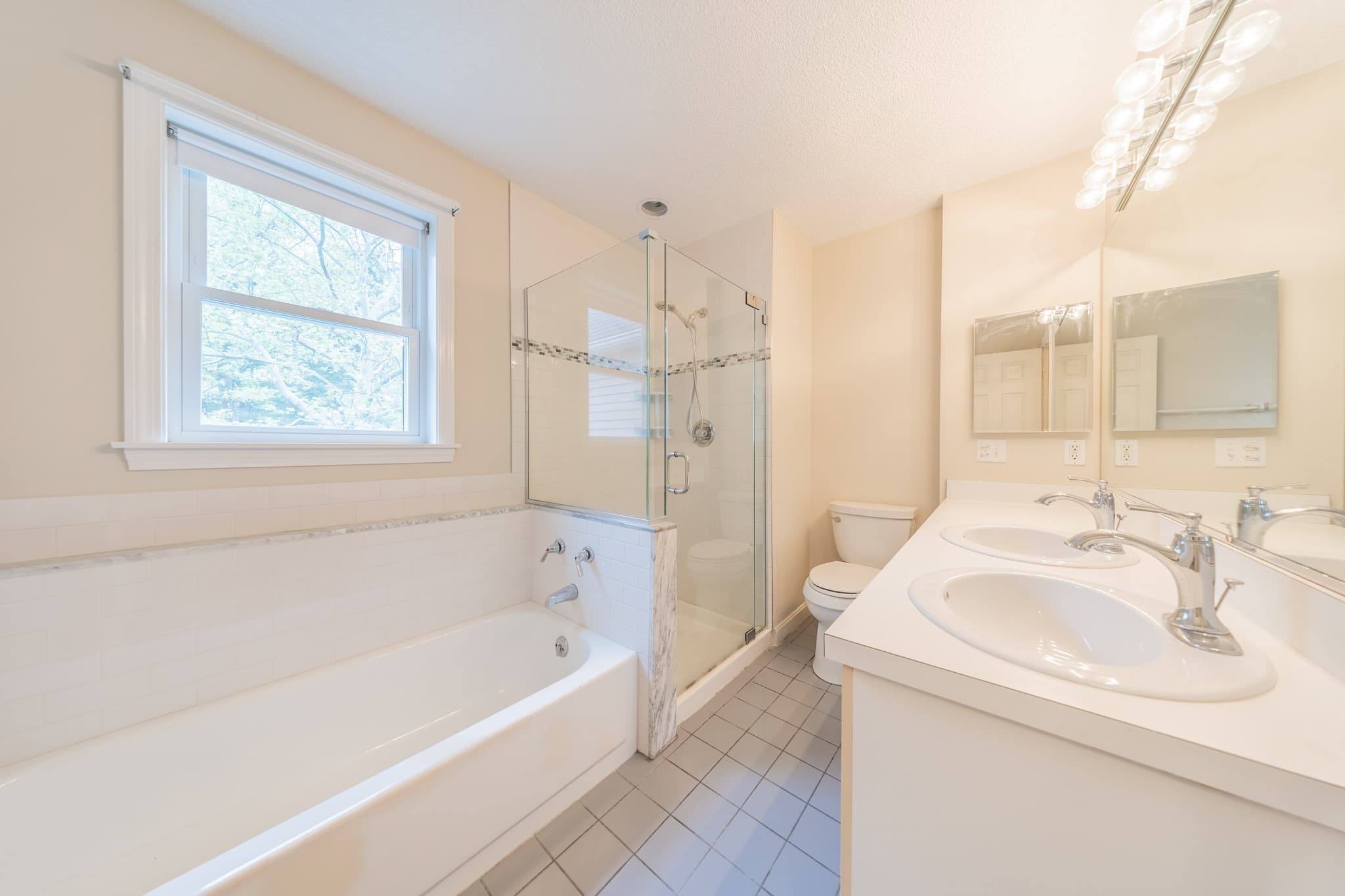Condominium at 49 Bishops Forest Dr # 49, Waltham MA 02452, photo 23 of 40