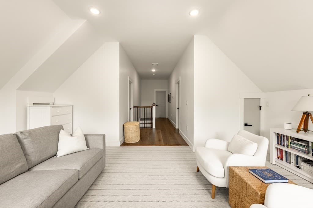 Condominium at 13 Grand View Avenue # 2, Somerville MA 02143, Somerville, photo 14 of 26