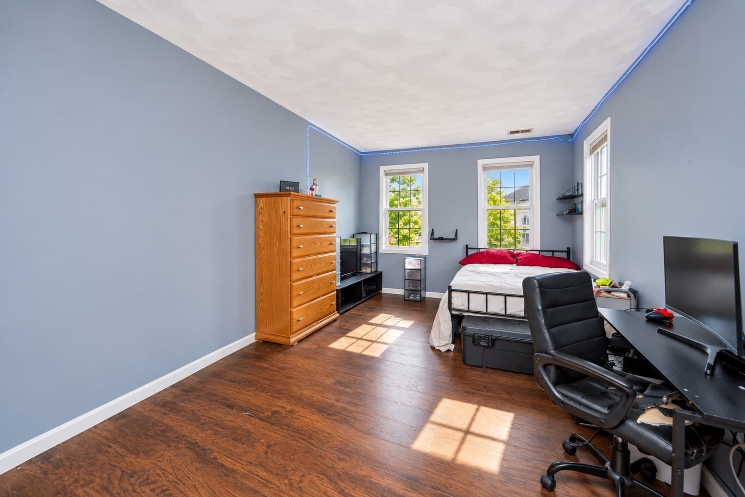 Single Family Residence at 14 West Ledge Rd, Clinton MA 01510, Clinton, photo 22 of 37
