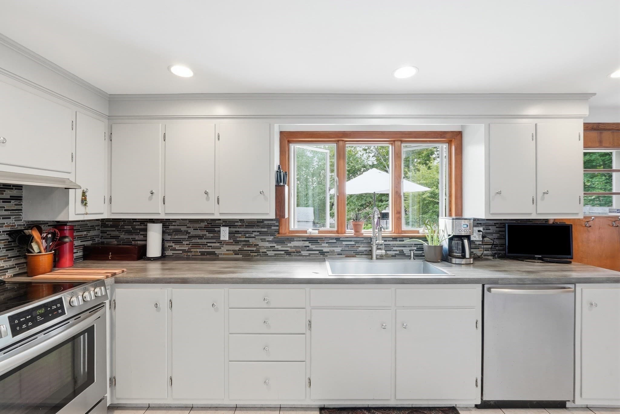 Single Family Residence at 12 Summer Hill Rd, Maynard MA 01754, Maynard, photo 21 of 42
