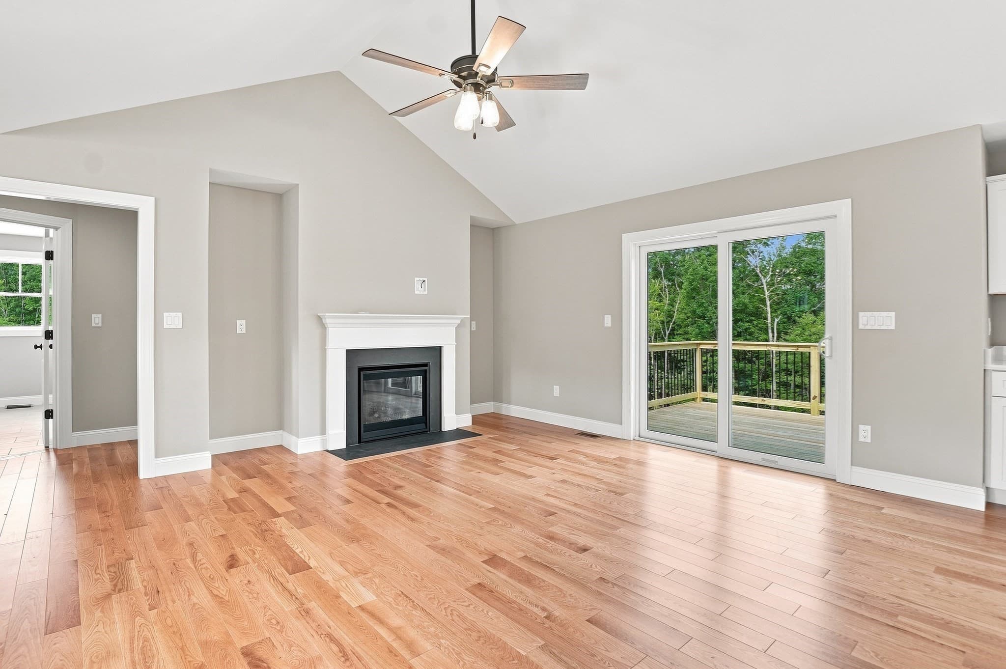 Single Family Residence at 155 Turner Farm Road, Uxbridge MA 01569, Uxbridge, photo 10 of 19