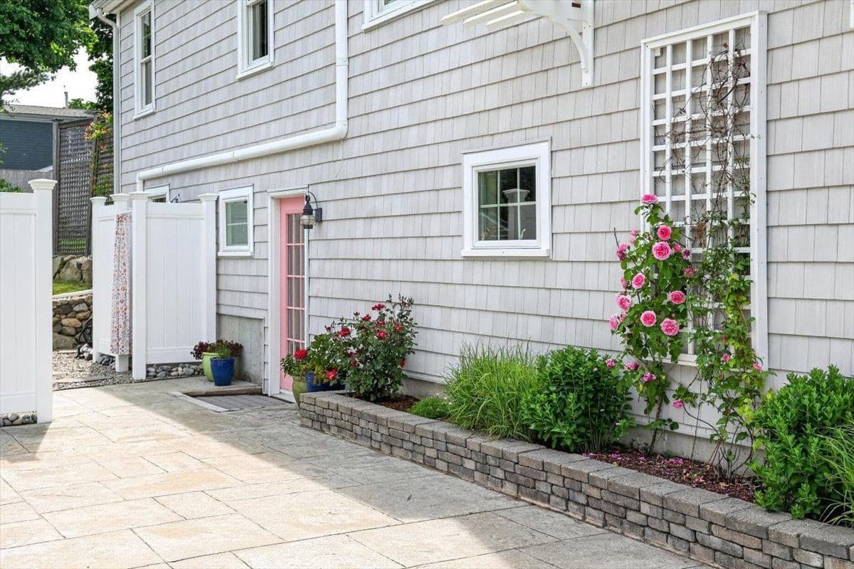 Single Family Residence at 50 Kimball Beach Rd, Hingham MA 02043, Hingham, photo 12 of 41