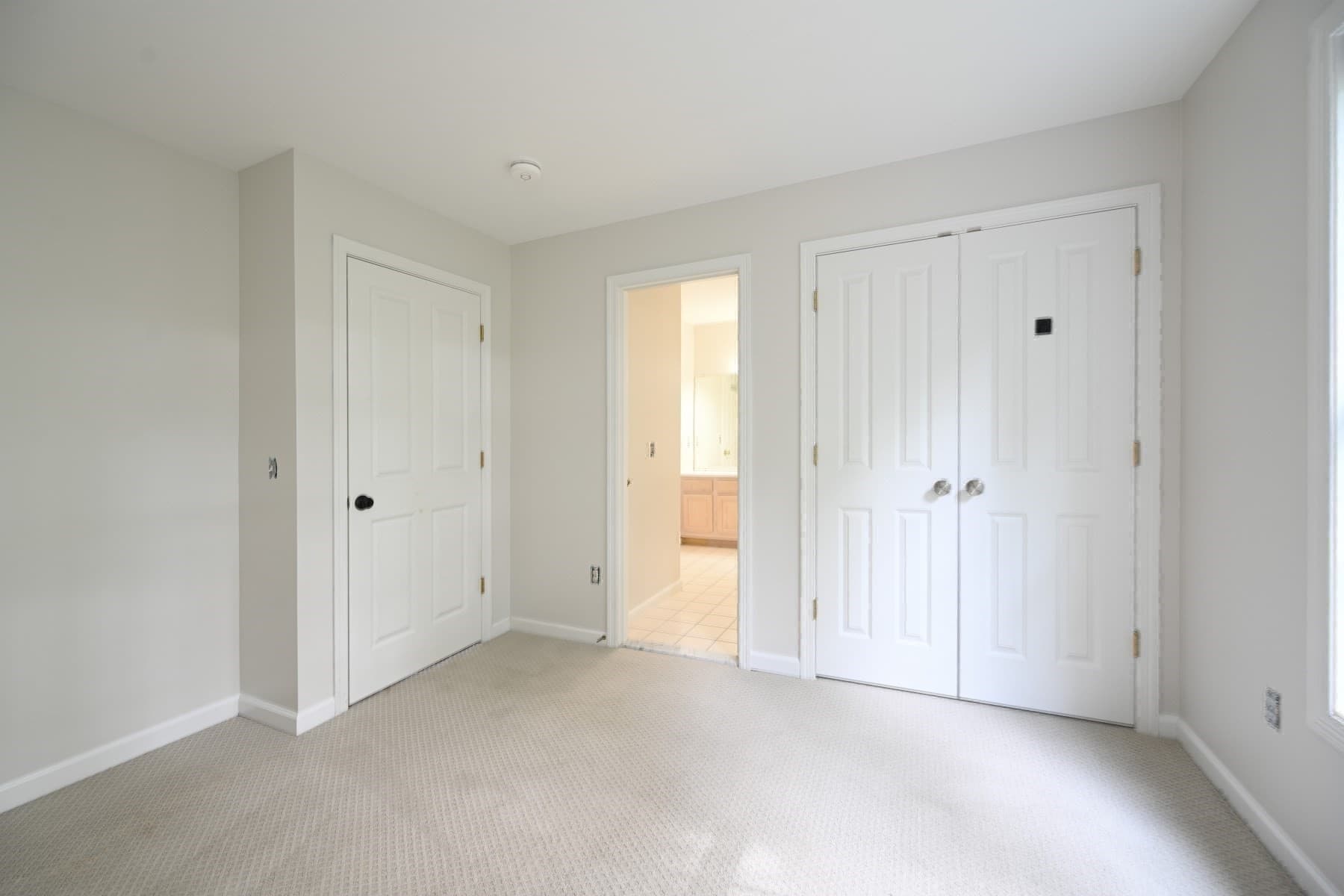 Single Family Residence at 5 Bay Farm Ln, Grafton MA 01560, Grafton, photo 22 of 35