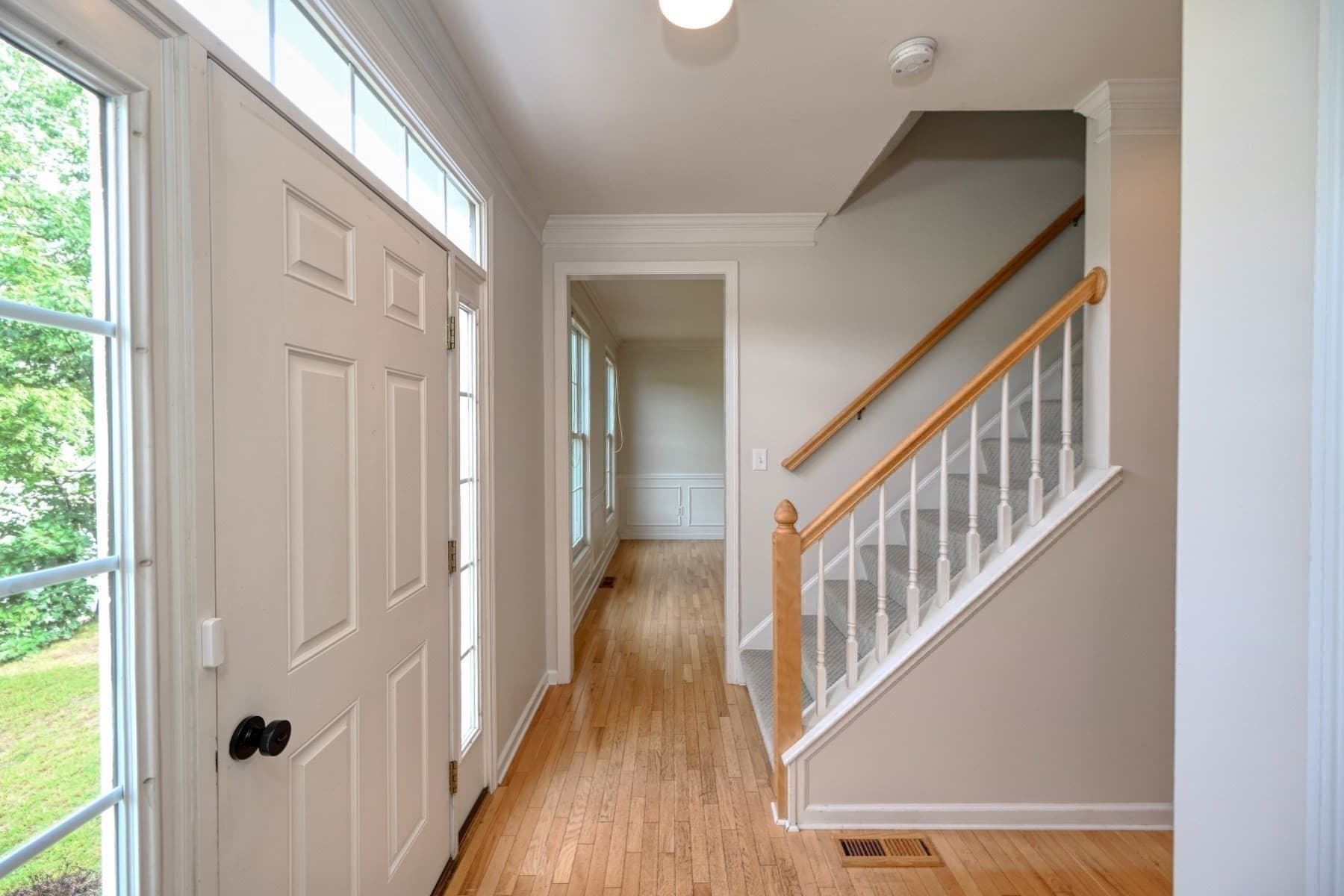 Single Family Residence at 5 Bay Farm Ln, Grafton MA 01560, Grafton, photo 14 of 35