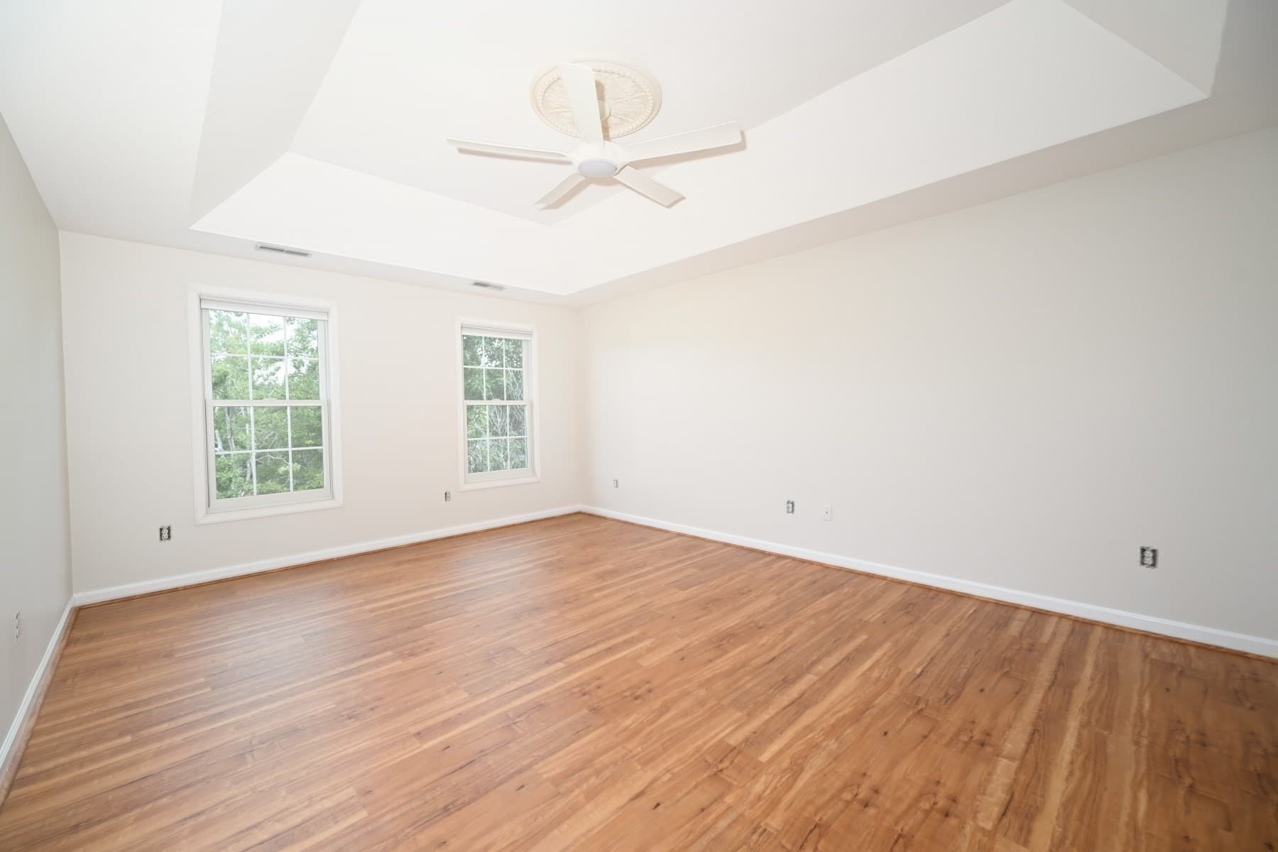 Single Family Residence at 5 Bay Farm Ln, Grafton MA 01560, Grafton, photo 15 of 35