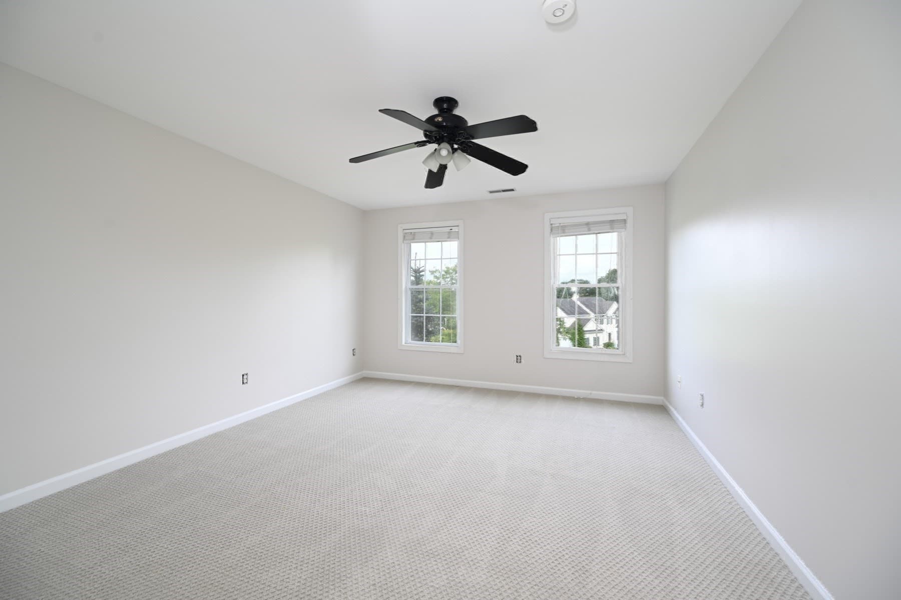 Single Family Residence at 5 Bay Farm Ln, Grafton MA 01560, Grafton, photo 19 of 35