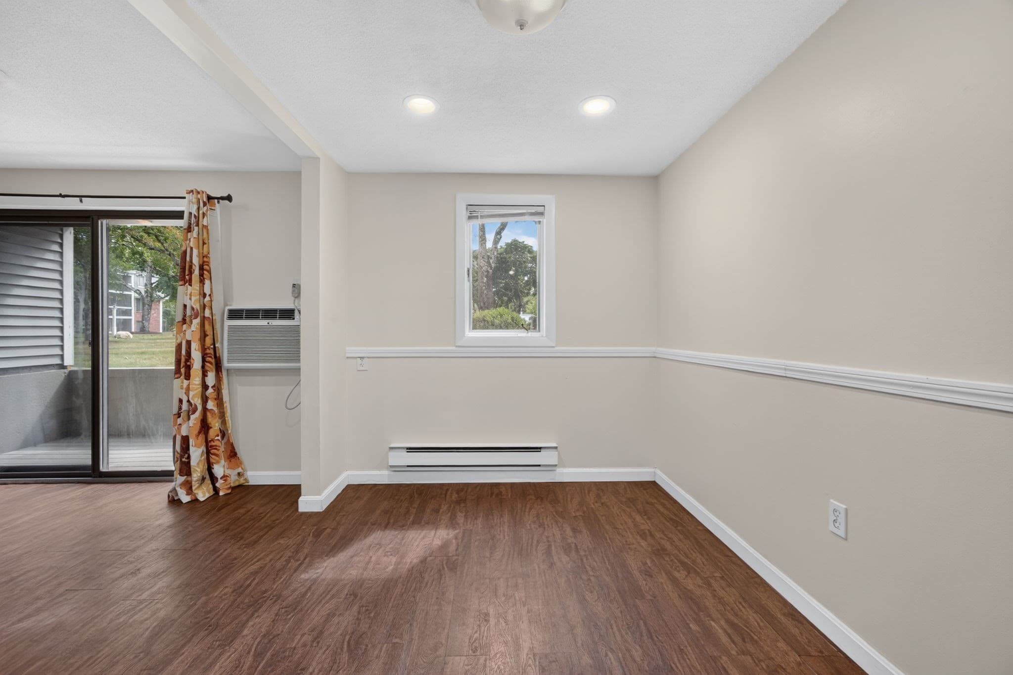 Condominium at 15 Foundry St # C4, Easton MA 02375, Easton, photo 5 of 31