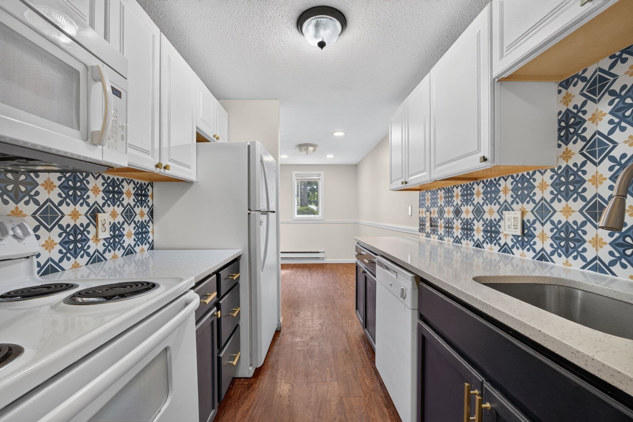 Condominium at 15 Foundry St # C4, Easton MA 02375, Easton, photo 8 of 31