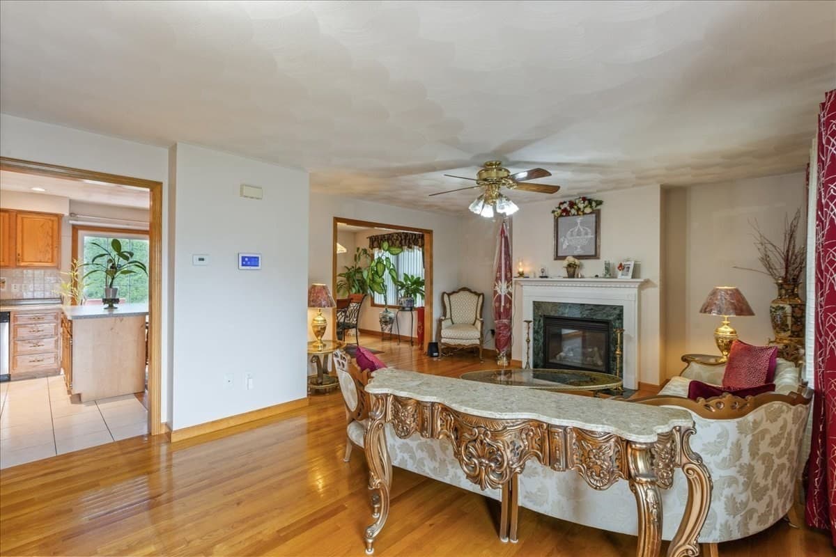 Single Family Residence at 8 Hunter Ave, Methuen MA 01844, Methuen, photo 3 of 29