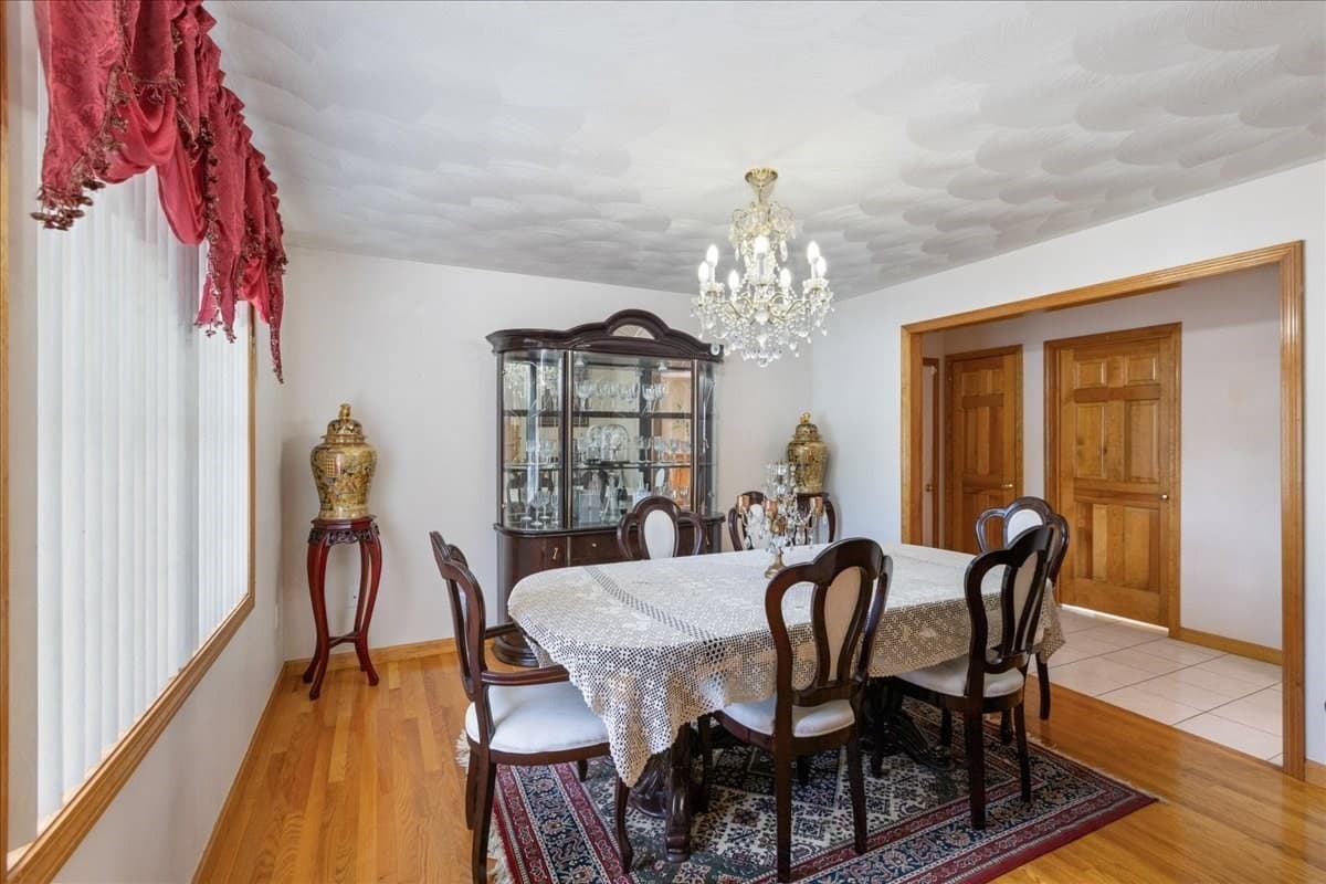 Single Family Residence at 8 Hunter Ave, Methuen MA 01844, Methuen, photo 9 of 29