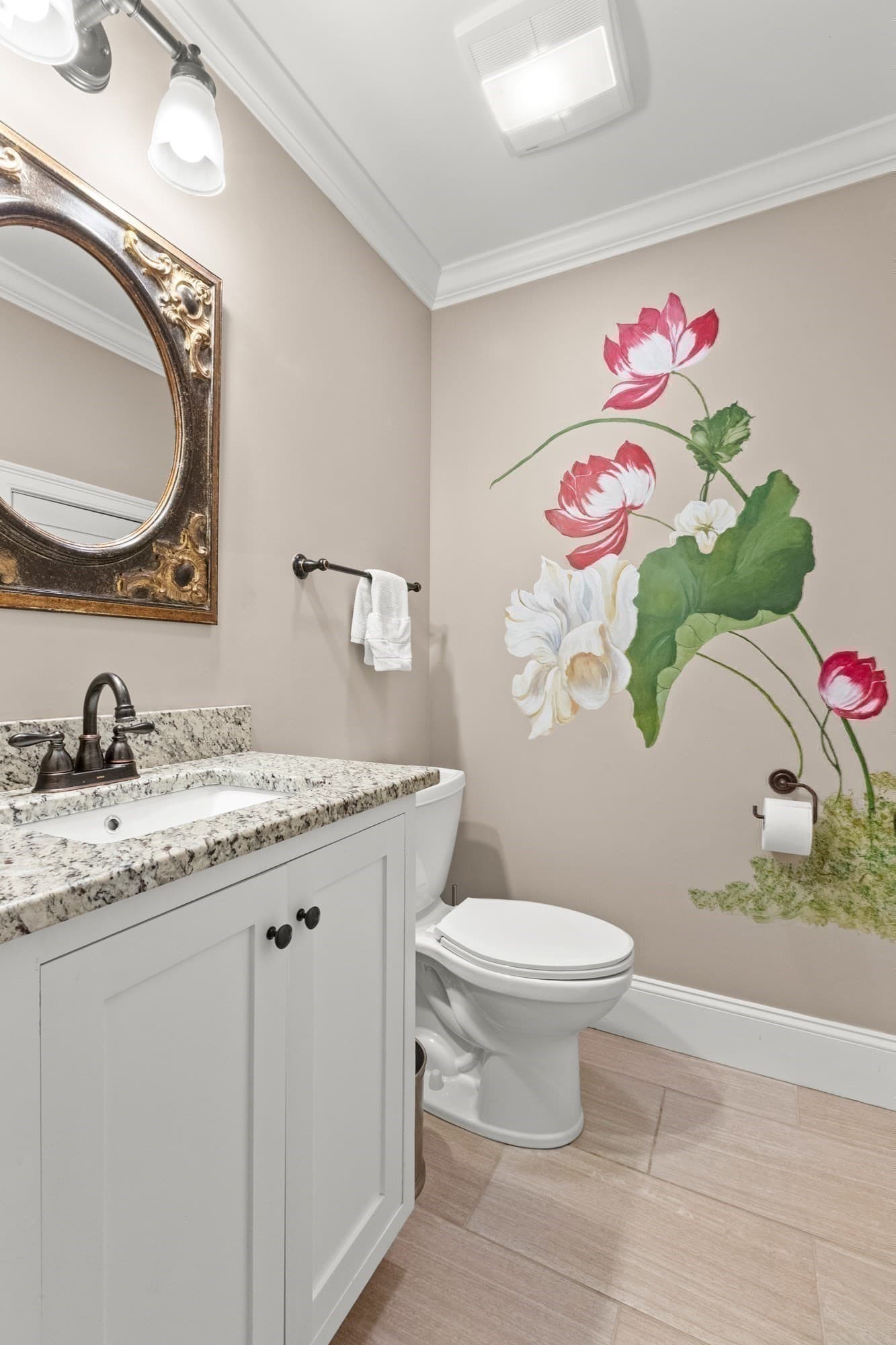 Condominium at 176 Elm Street # 2, Amesbury MA 01913, Amesbury, photo 13 of 35