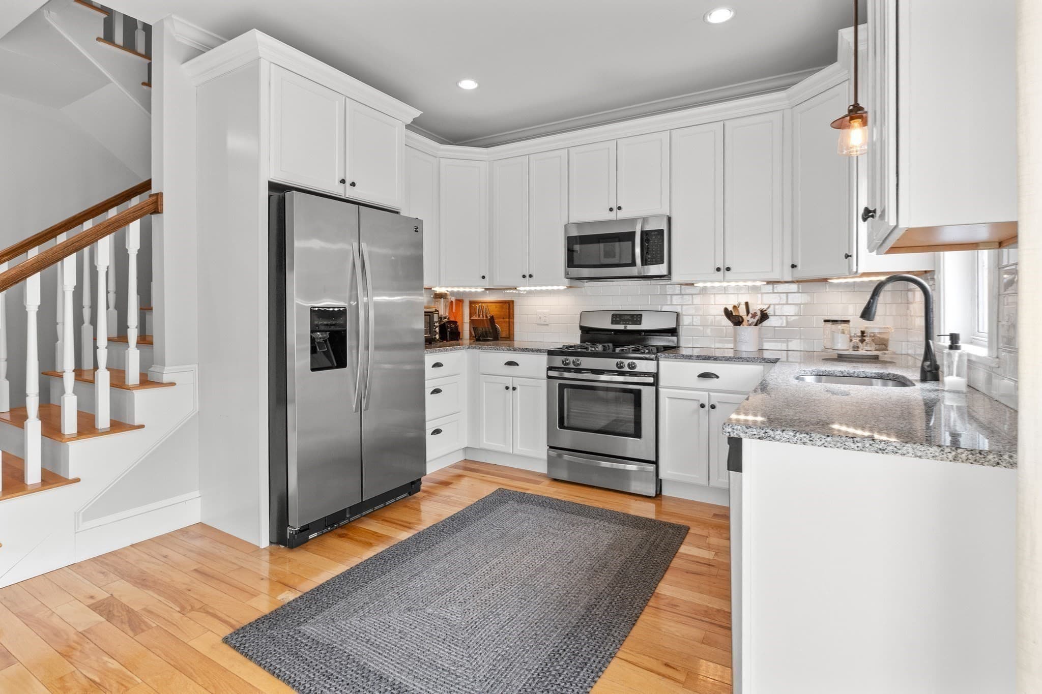 Condominium at 176 Elm Street # 2, Amesbury MA 01913, Amesbury, photo 16 of 35