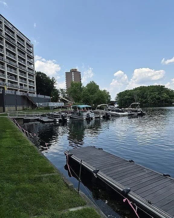 Condominium at 65 Lake Ave # 808, Worcester MA 01604, Worcester, photo 12 of 20