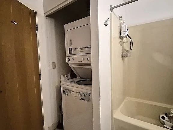 Condominium at 65 Lake Ave # 808, Worcester MA 01604, Worcester, photo 10 of 20