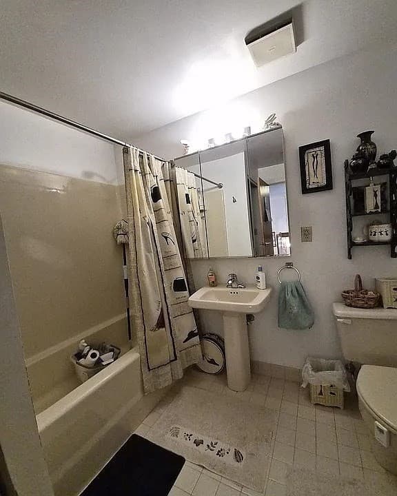 Condominium at 65 Lake Ave # 808, Worcester MA 01604, Worcester, photo 18 of 20