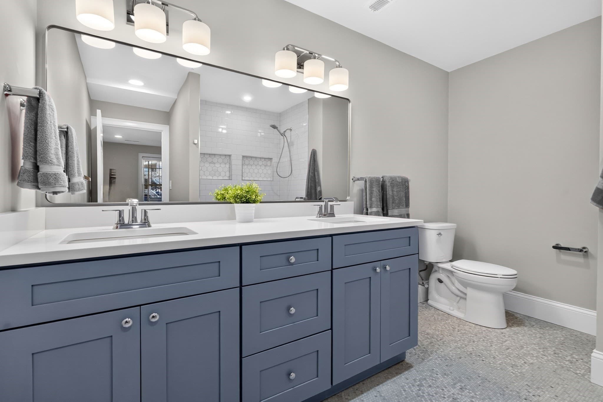 Condominium at 1306 Columbia Road # 4C, Boston MA 02127, Boston, photo 15 of 33