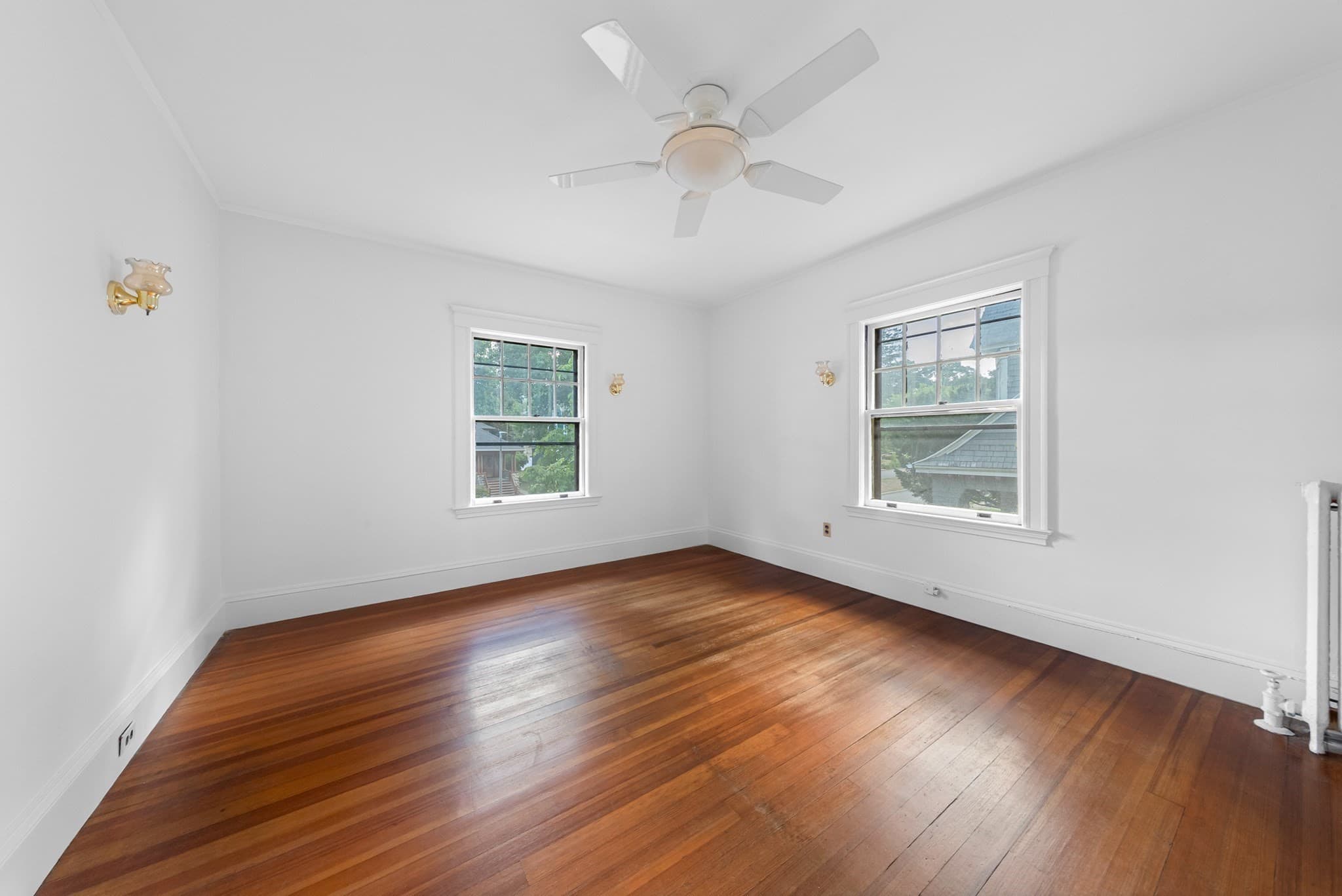 Single Family Residence at 8 Centervale Park, Boston MA 02124, Boston, photo 25 of 41